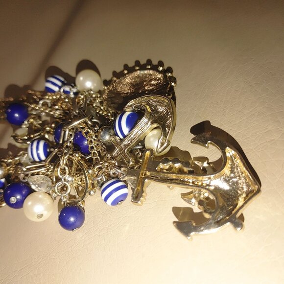 Large Gold Tone Nautical Paperclip Blue White Necklace Anchors Pearls Blue Beads - Picture 7 of 10